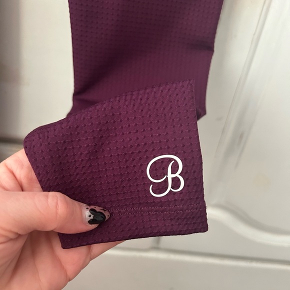 Bombshell Sportswear thigh high Burgundy and White Leggings - Picture 4 of 4